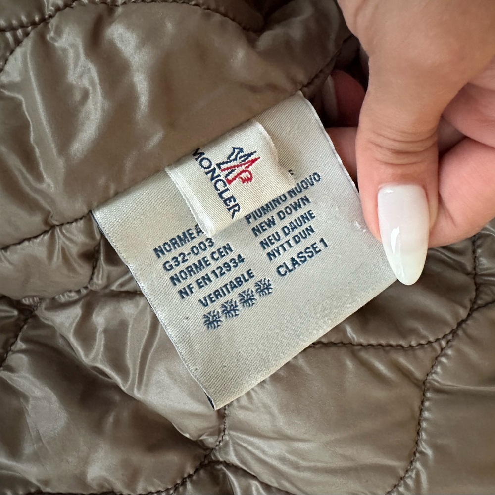 Moncler Men’s Down Jacket - Picture 8 of 9